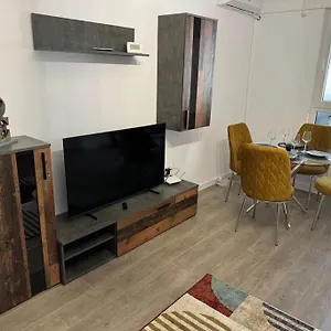 Apartament 709, Bucureşti
